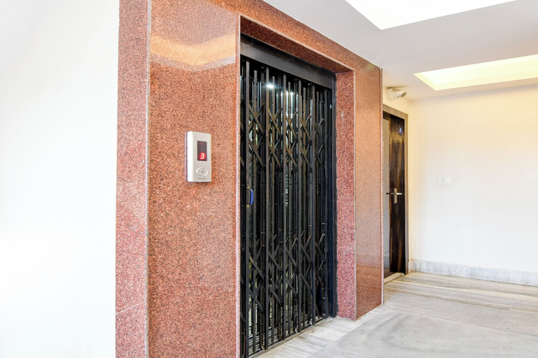 Elevator, FabHotel Om Guest House & Banquet, South 24 Parganas