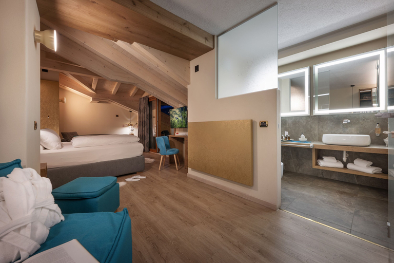Bedroom 5, Hotel Cervo, Sondrio