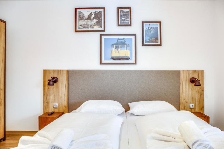Bedroom 3, Dormio Resort Obertraun, Gmunden