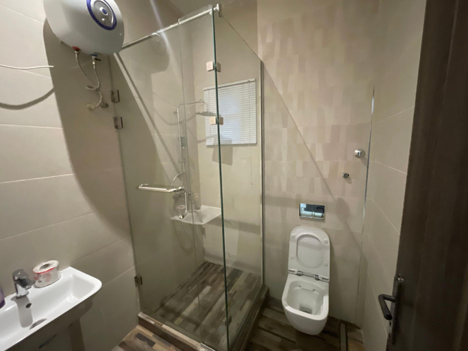 Bathroom 4, The Azaria Hotel & Apartment, Eti-Osa