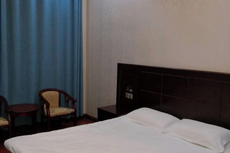 Bedroom 3, Baotianman Shanshui Inn, Nanyang