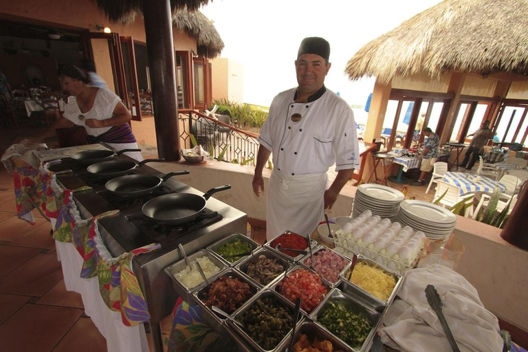 Food & Drinks 5, Torres Mazatlan Condominiums, Mazatlán