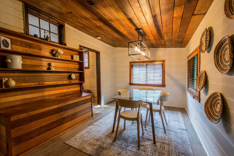 Room 5, 2 BDR Cottage Studio 15 Min to Town Free Tix, Henderson