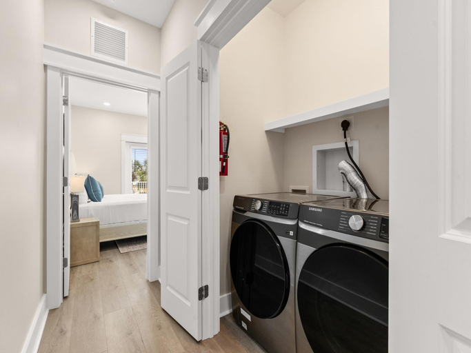 Property amenity 4, Horizon Dreams by Southern Vacation Rentals, Bay