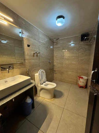 Bathroom, The River Edge, Anantnag