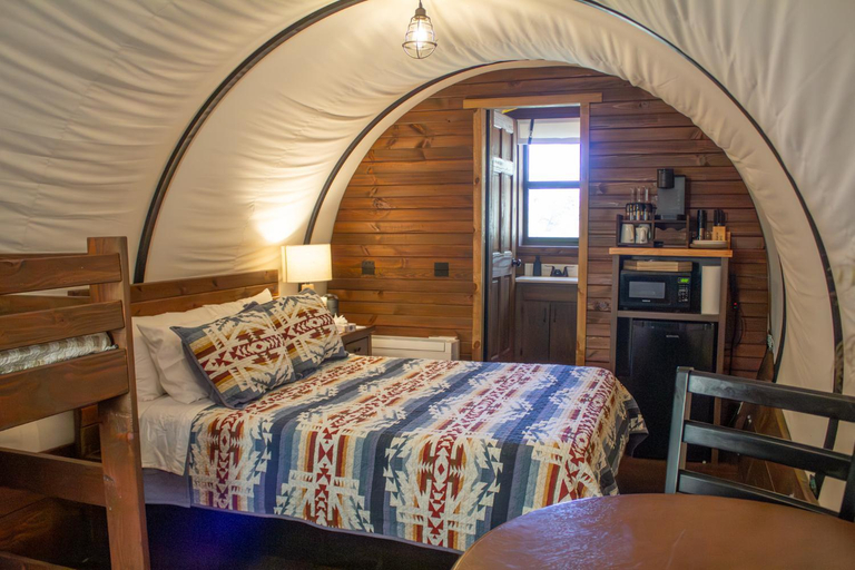 Bedroom 2, Moon River Ranch, Falls