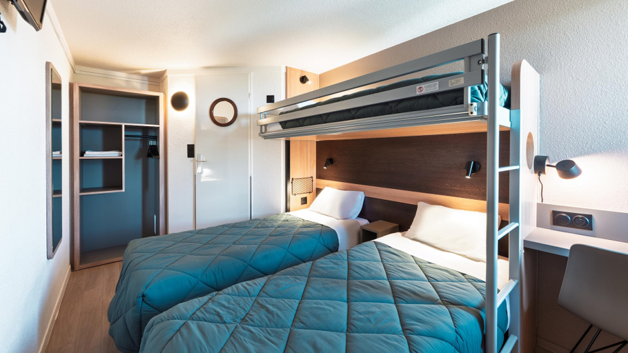 Bedroom 4, Premiere Classe Limoges Nord, Haute-Vienne
