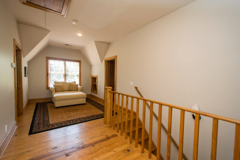 Room 3, Lakefront 3BR w Private Dock Firepit Free Tix, Polk