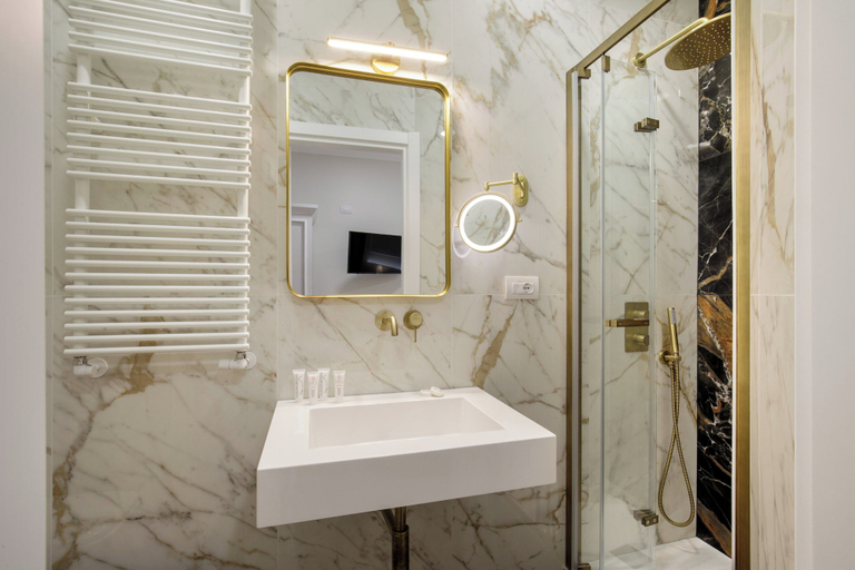 Bathroom 5, Hotel Forte, Rome