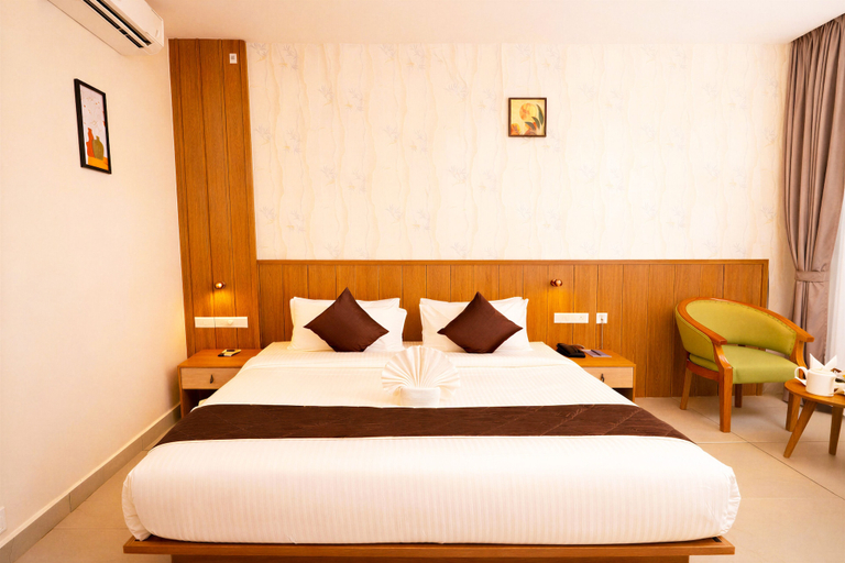 Room 4, Malankara palace lake view resort & spa, Idukki