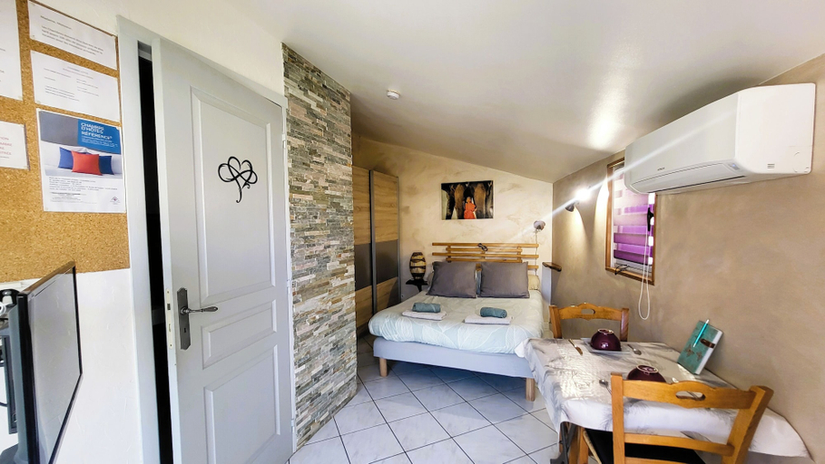 Bedroom 3, La Picholine, Pyrénées-Orientales