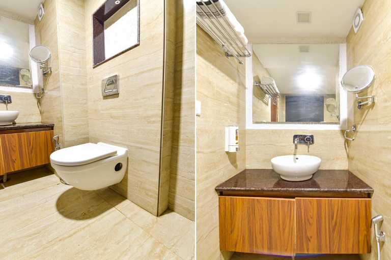 Bathroom 4, FabHotel Royal Classic, Dehradun
