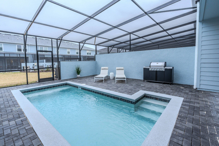 Pool 3, 5BR Resort Home w/ Clubhouse Windsor Cay, Lake