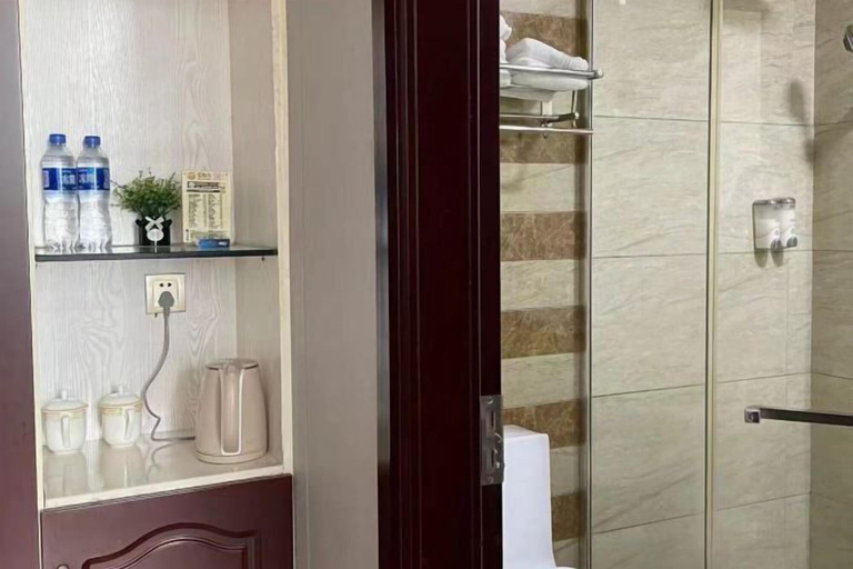 Bathroom 3, Tangyun Business Hotel, Wenzhou