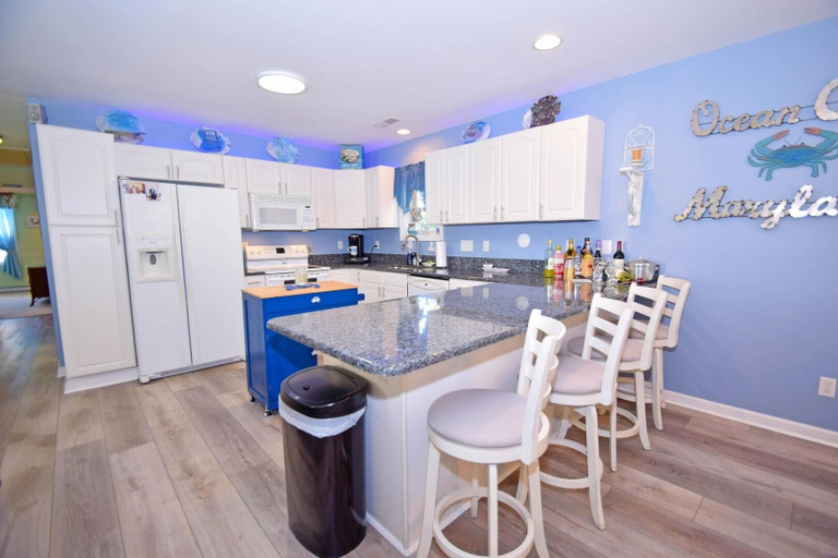 Private kitchen, Montego Bay-colonial Drive 13339 3 Bedroom Home, Worcester