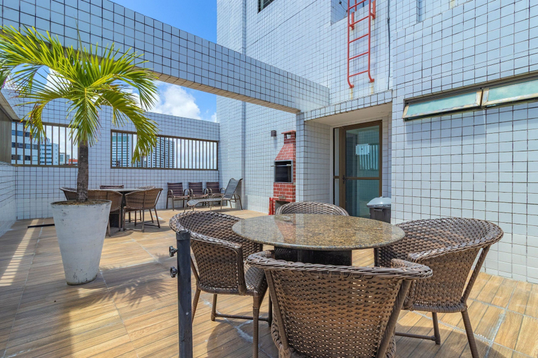 Outdoor dining 4, Golden Style #1803 Near the Beach By Carpediem, Recife