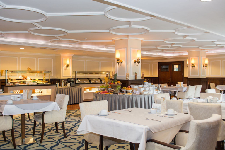 Food & Drinks 5, Tiflis Palace, Tbilisi