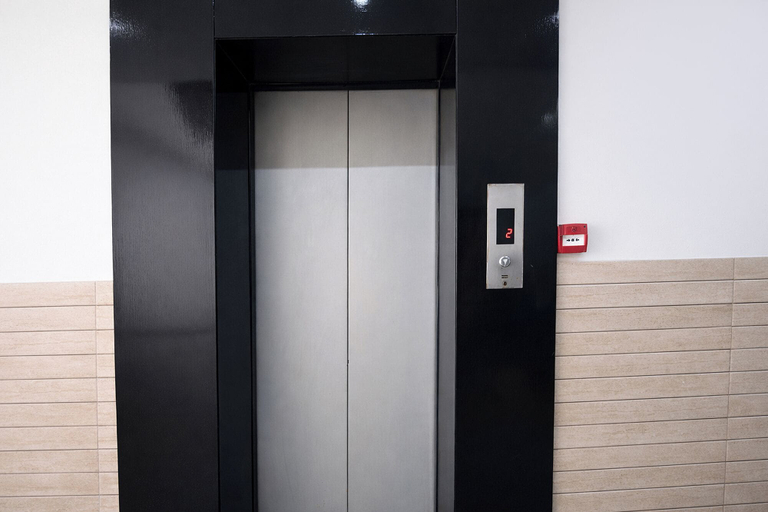 Elevator, FabHotel Giriraj Hospitality - 100 Meters From Narayana Hospital | Gurugram, Gurgaon