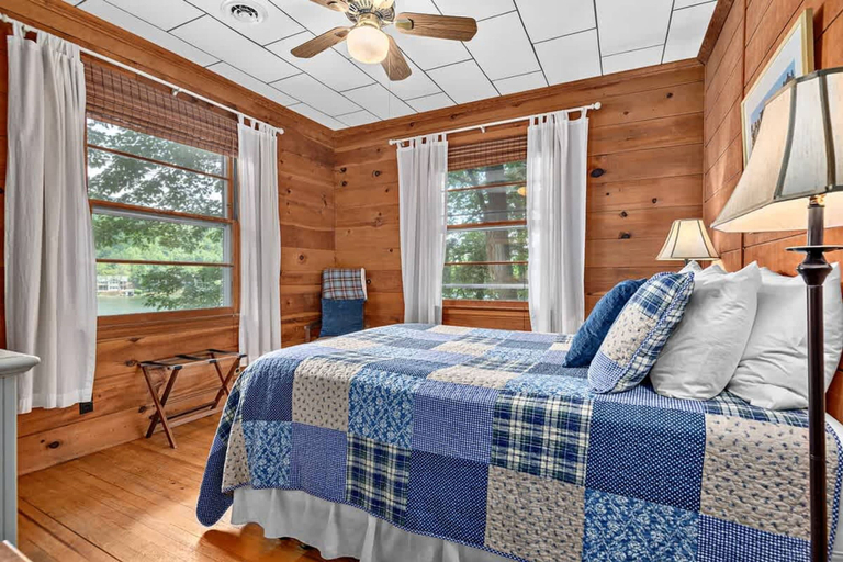 Room 2, Lakeside 4BR Mountain Views Firepit Game Room, Rutherford
