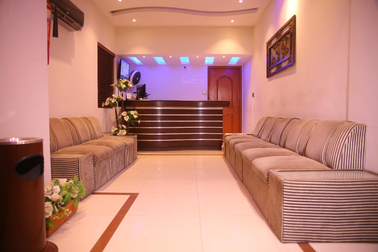 Others 5, Royal Inn Hotel, Karachi