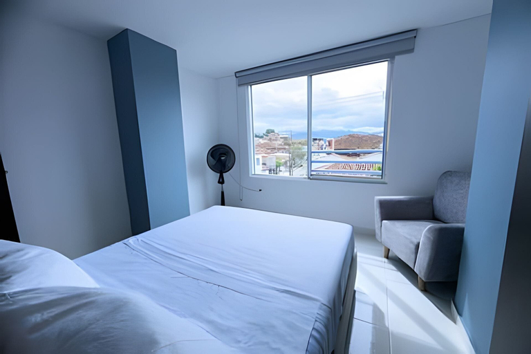 Room 5, amplio y lujoso apartasuite en el centro, Cartago