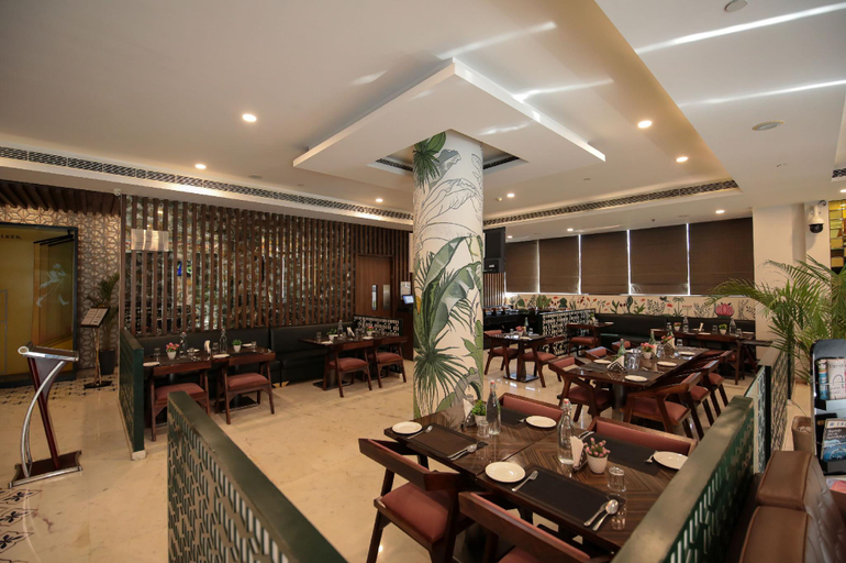 Food & Drinks 5, Days Hotel Jaipur Tonk Road, Jaipur