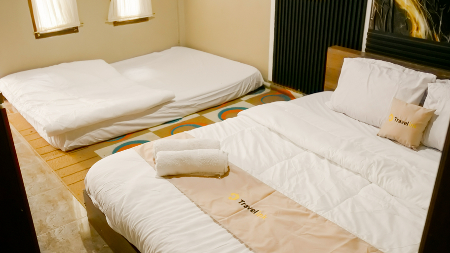 Others 4, Flamboyan 2 Homestay, Wonosobo