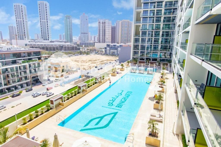 Pool, Bloomfields Amber Horizon Stu Bingha, Dubai