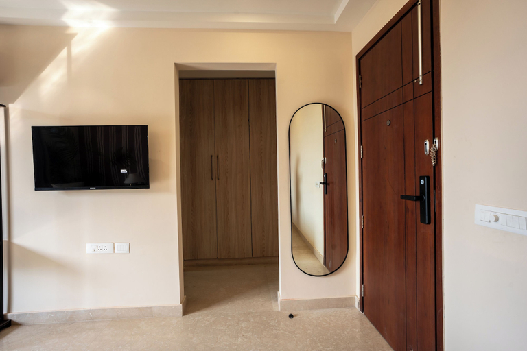 Room 5, The Hi-rise, Gurgaon