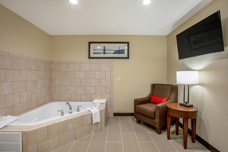 Bathroom 3, Comfort Suites Fishkill near Interstate 84, Dutchess