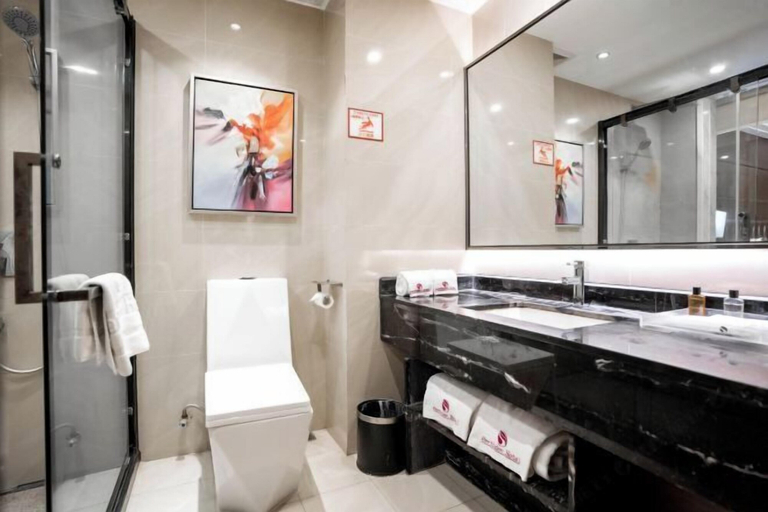 Bathroom 4, Perthden (Hanging) Gardens Hotel, Shenzhen