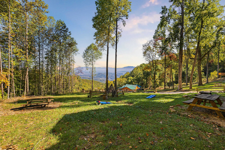 Garden 2, Majestic Horizon by Ghosal Lodging, Sevier