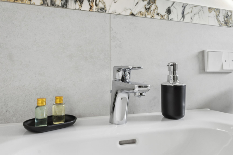 Bathroom 5, Hotel Suite4Me - Serviced Appartements, Offenbach