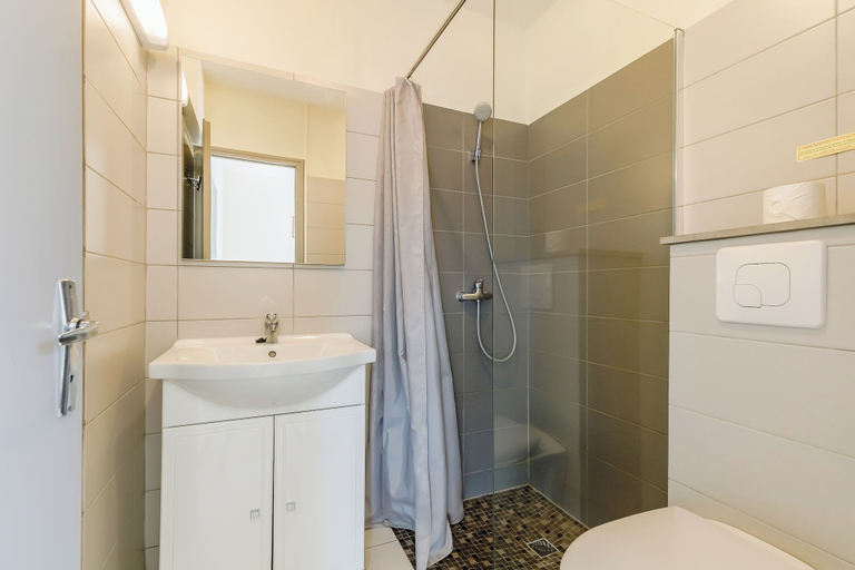 Bathroom 3, Village Vacances Gîtes Les Rivières, Vendée