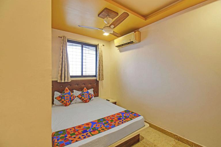 Bedroom 2, Via Kamal Stay Inn, Pune