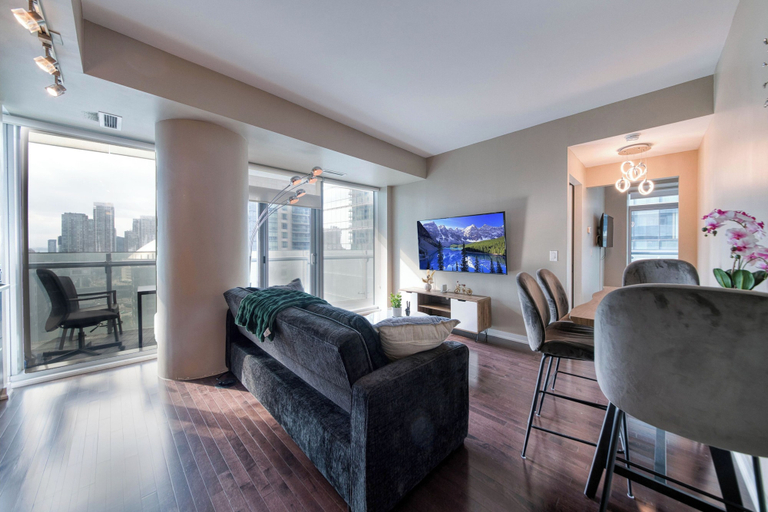 Living area 3, Harbourfront District, Toronto