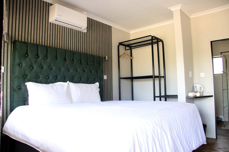 Bedroom 4, The Signature Hotel Thamaga Botswana, Kweneng South
