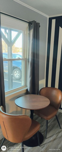 Courtyard view, Windmill Motel Restaurant, Franklin