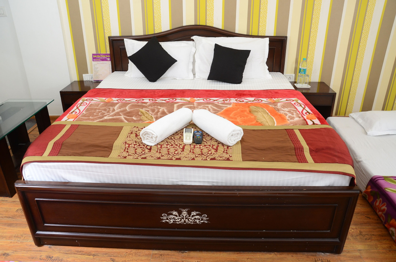 Bedroom, ANAYA GUEST HOUSE & RESTAURANT ETAH, Etah