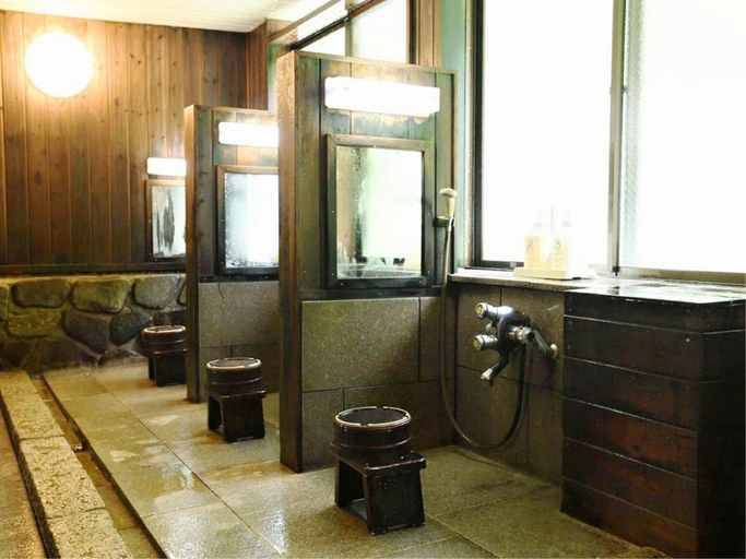Bathroom 3, Kaniyu, Nikkō