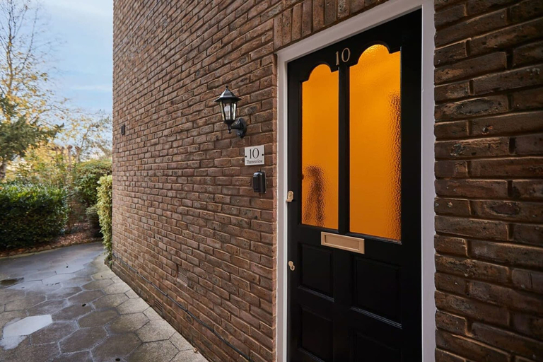 Room 2, Host Stay Thamesview, Surrey