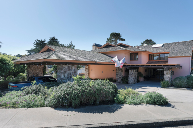 Exterior & Views 2, Monarch Resort, Monterey