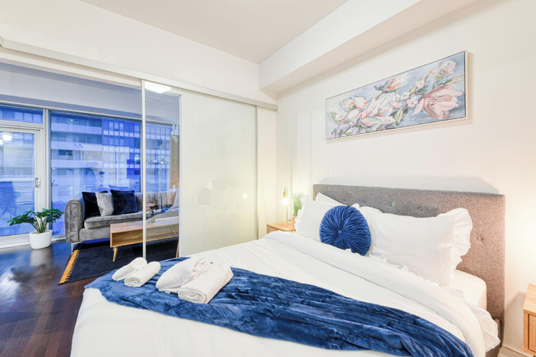 Bedroom 2, RivetStays - The York, Toronto