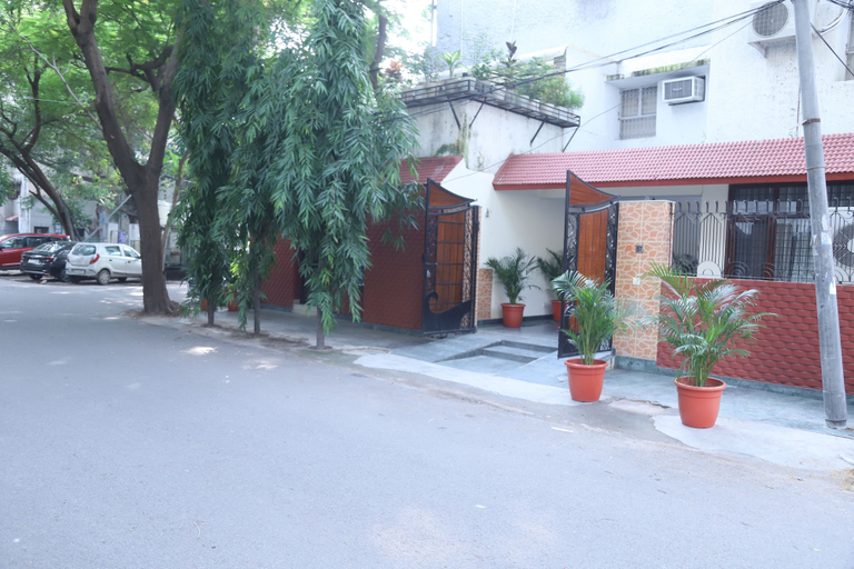 Front of property 4, Fortune Home Sarita Vihar Near Apollo, Delhi