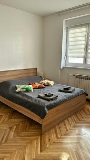 Sport & Beauty, Под старои лозои, Novi Sad