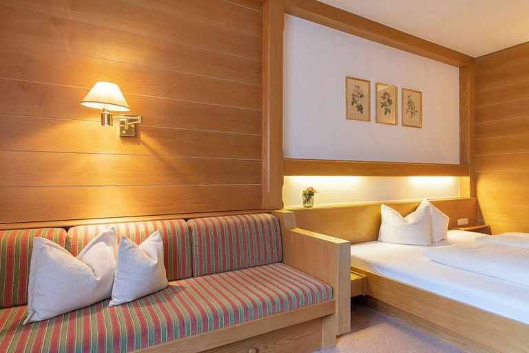 Bedroom 3, Gasthof Löwen by Hotel Montafoner Hof, Bludenz
