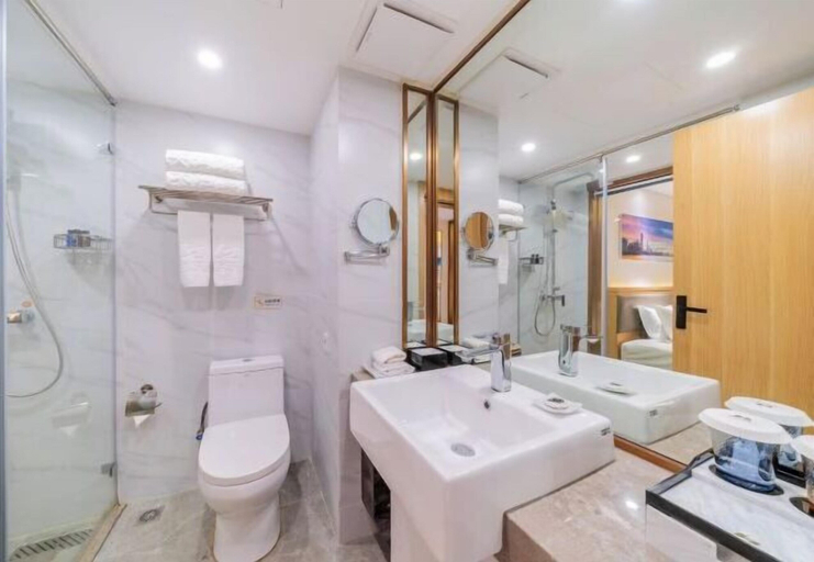 Bathroom, New TianHe Hotel, Guangzhou