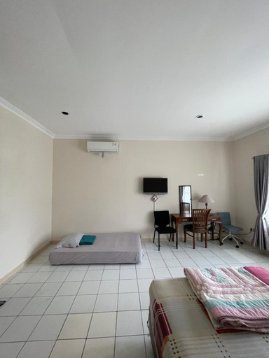 Bedroom 2, Grand Sofia Family Guesthouse, Bandung