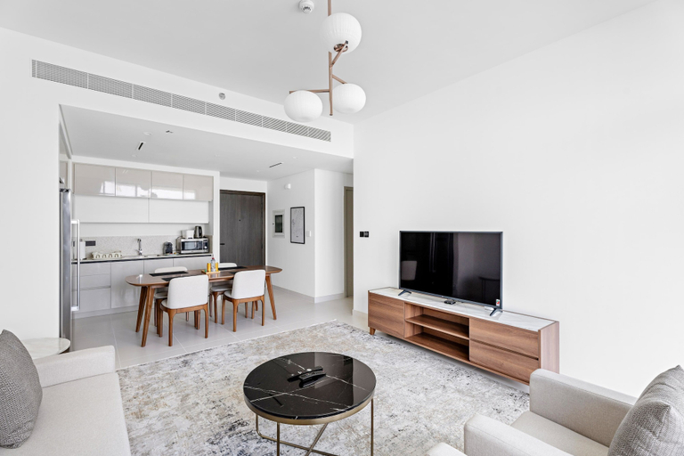 Room 5, Silkhaus Elite 2bdr Marina Vista Sea View, Dubai