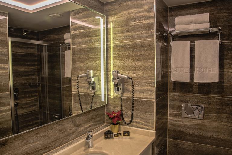 Bathroom 3, Buke Hotel Sisli Istanbul, Şişli